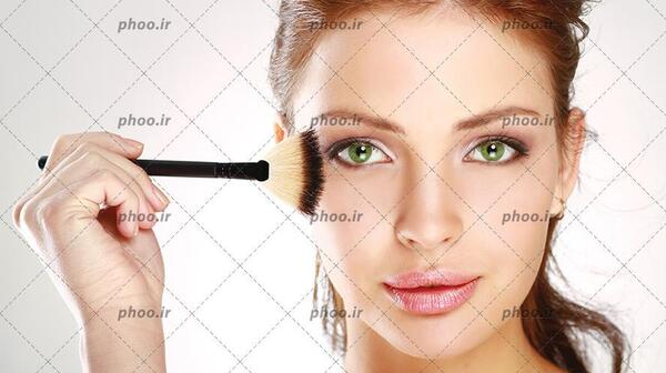 عکس چشم قهوه ای دختر