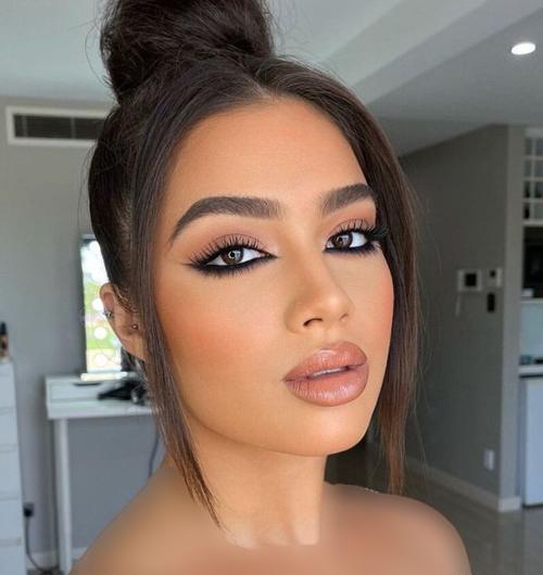 عکس چشم گربه ای طبیعی