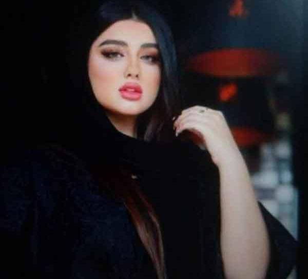 عکس دختر چشم وابرو مشکی