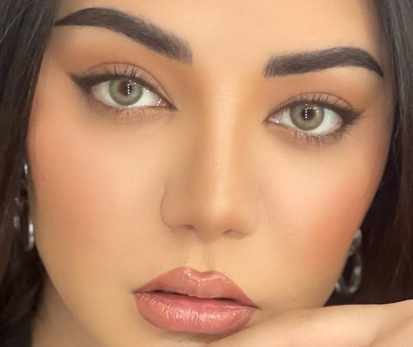 عکس رنگ چشم سبز یشمی