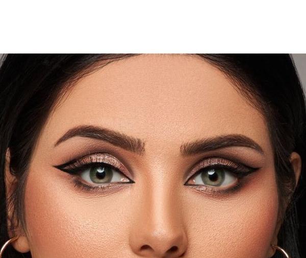 عکس رنگ چشم سبز یشمی