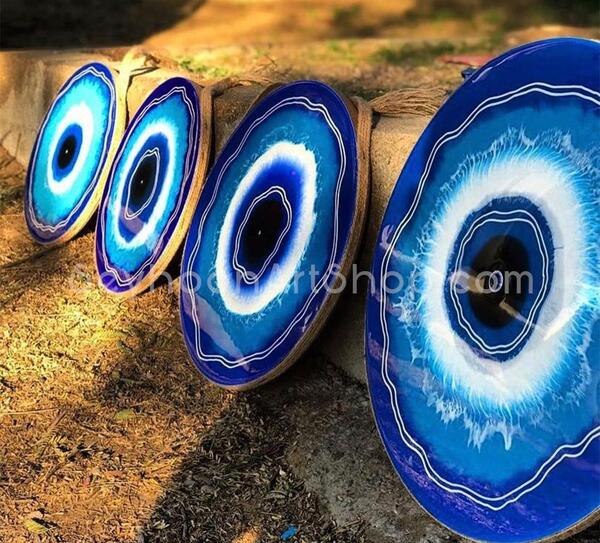 عکس مهره آبی چشم زخم