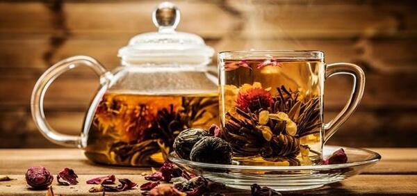 عکس دمنوش چای ترش