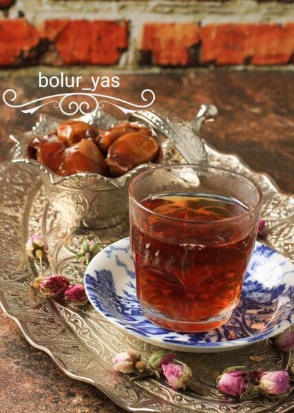 عکس استکان چای کمر باریک