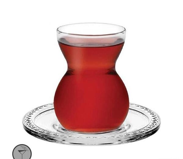 عکس استکان چای کمر باریک