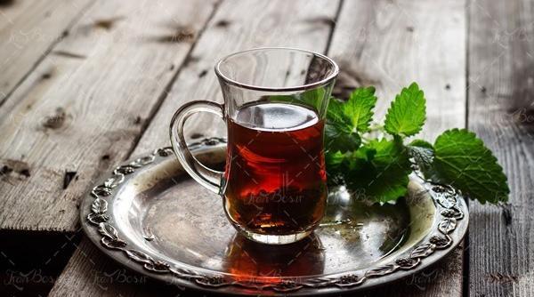 عکس استکان چای کمر باریک