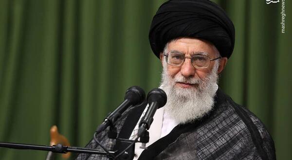 عکس چای خوردن رهبری