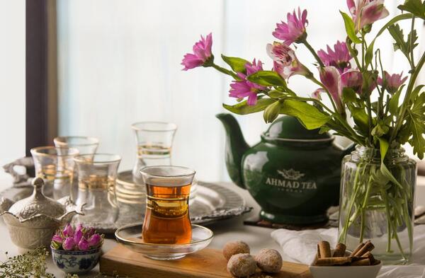 عکس چای سیب و دارچین