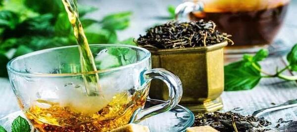 عکس چای سیاه و سبز