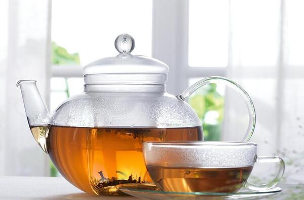 عکس چای با قوری