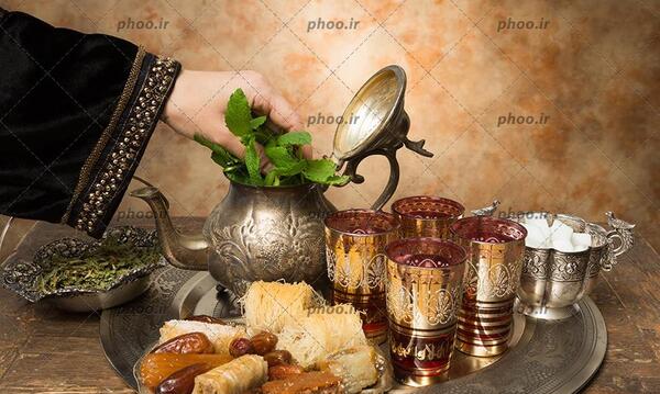 عکس چای با قوری