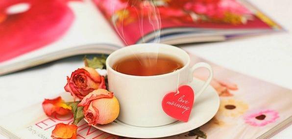 عکس چای با گل محمدی
