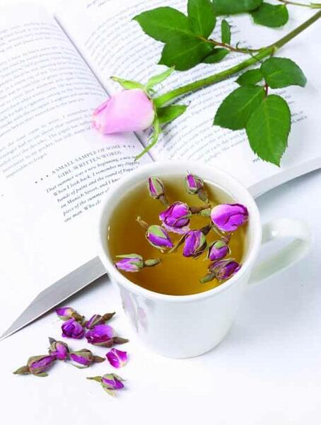 عکس چای با گل محمدی