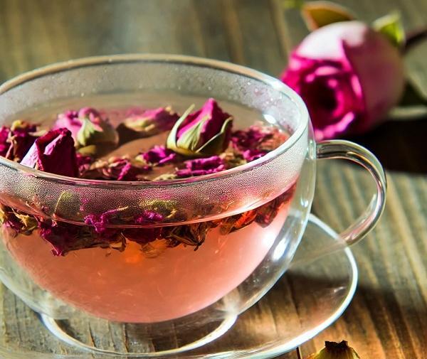 عکس چای با گل محمدی