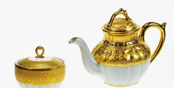 عکس قوری و استکان چای