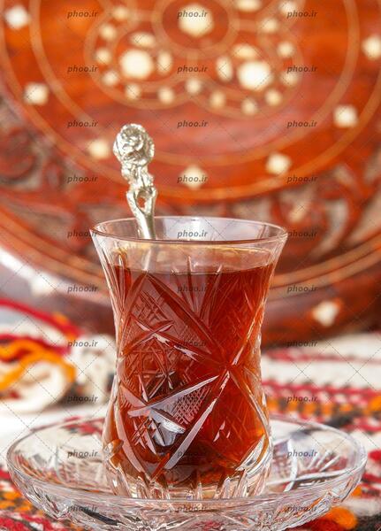 عکس قوری و استکان چای