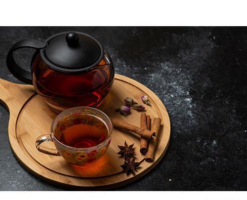 عکس قوری و استکان چای