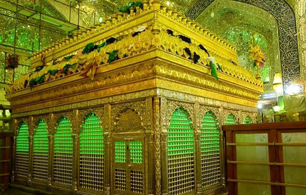 عکس جای دو انگشت در ضریح حضرت علی علیه السلام