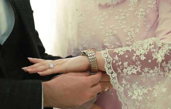 عکس دست و حلقه ازدواج