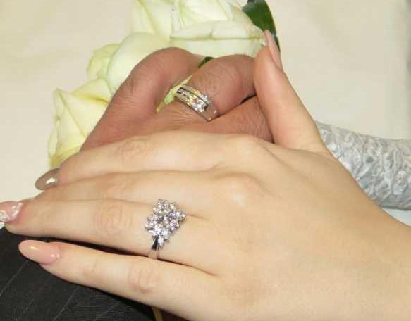 عکس حلقه های نگین دار ازدواج