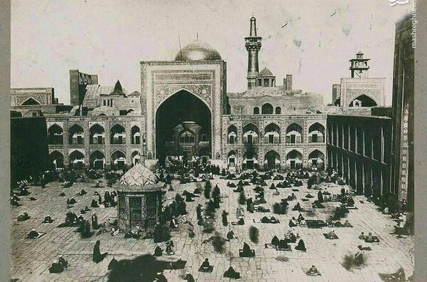 عکس حرم امام رضا در دوره قاجار