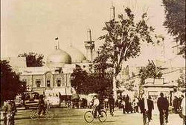 عکس حرم امام رضا در دوره قاجار