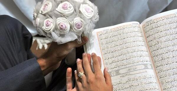 عکس حلقه با حرم امام رضا