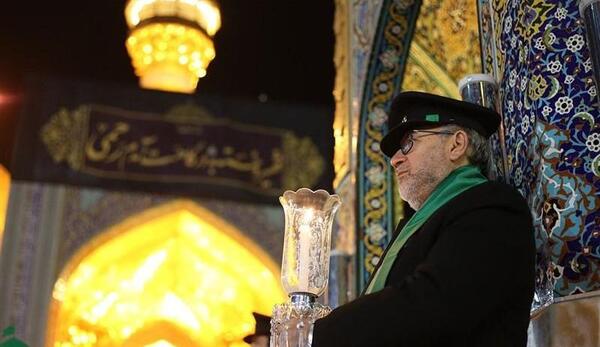 عکس خادمان زن حرم امام رضا