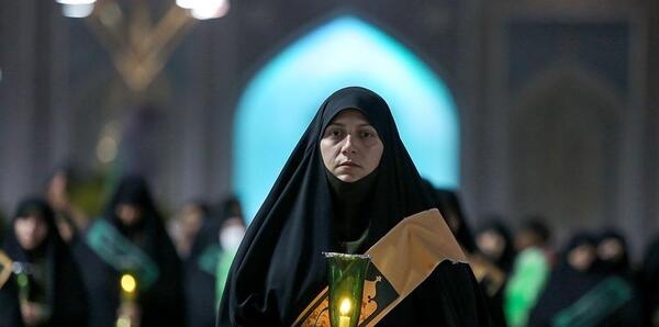 عکس خادمان زن حرم امام رضا