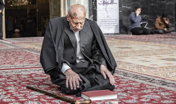عکس از خادمین حرم امام رضا