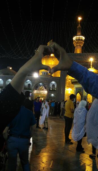 عکس عاشقانه تو حرم امام رضا