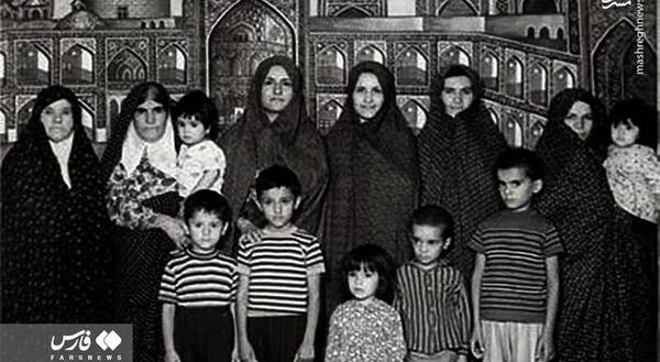 عکسهای قدیمی زائران حرم امام رضا