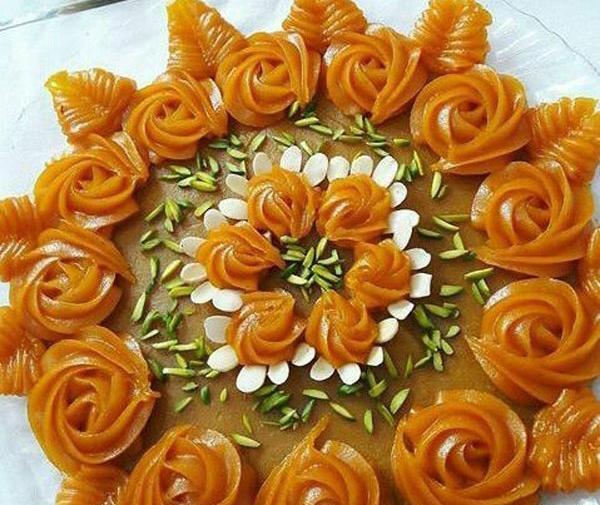 عکس تزیین حلوا با ماسوره
