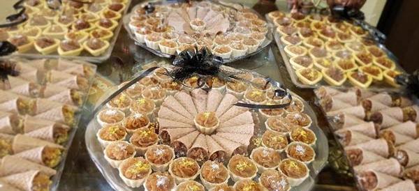 عکس تزیین خرما و حلوا برای مراسم ختم