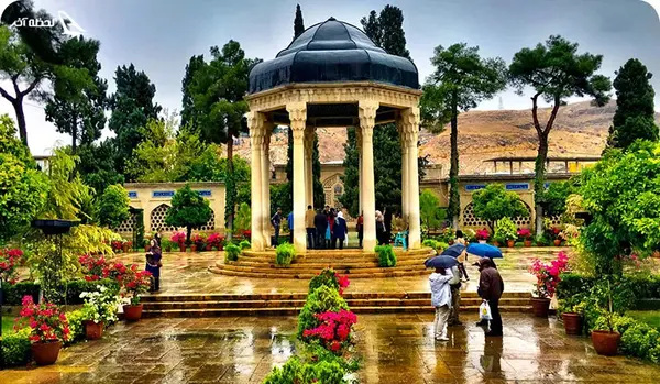 عکس کارتونی آرامگاه حافظ