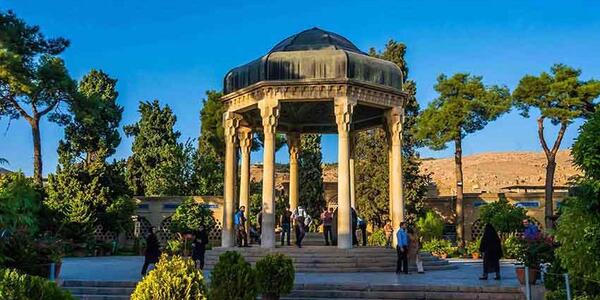 عکس های آرامگاه حافظ شیرازی