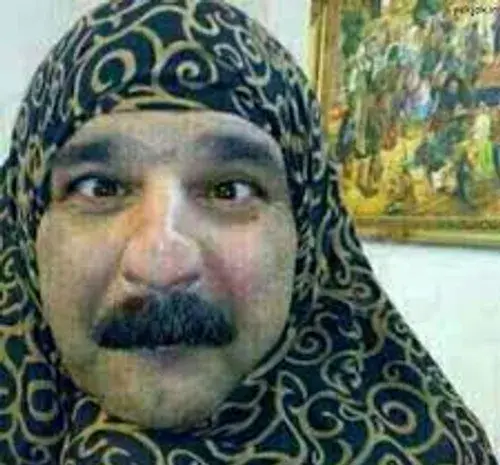 عکس خنده دار پسر با روسری