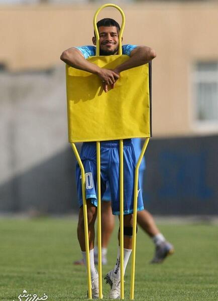 ژست خنده دار عکس