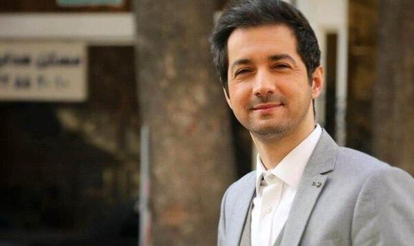 عکس مجری به سمت خدا