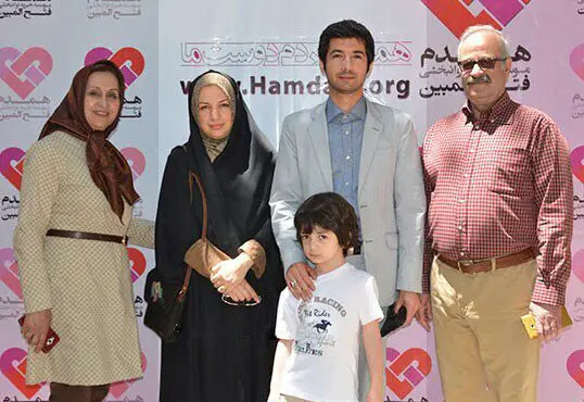 عکس های مجری سمت خدا