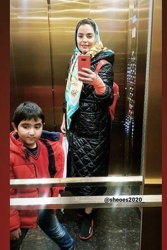 عکس سپیده خداوردی با خانواده