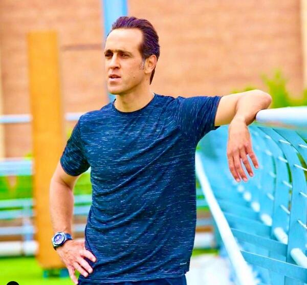 عکس های خانوادگی علی کریمی
