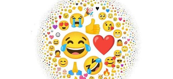 عکس ایموجی خنده بزرگ