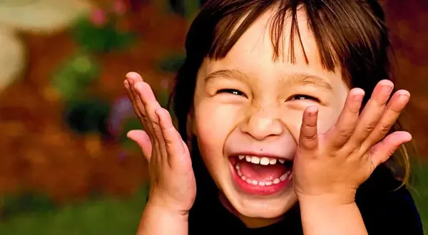 عکس خنده بچه خوشگل