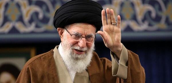 عکس خامنه ای با خنده
