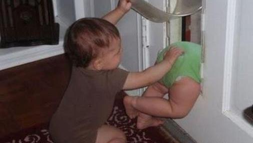 عکس خیلی خنده دار بچه