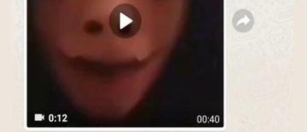 عکس مومو خنده دار