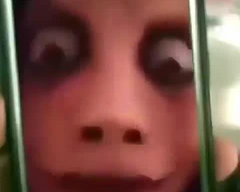 عکس مومو خنده دار