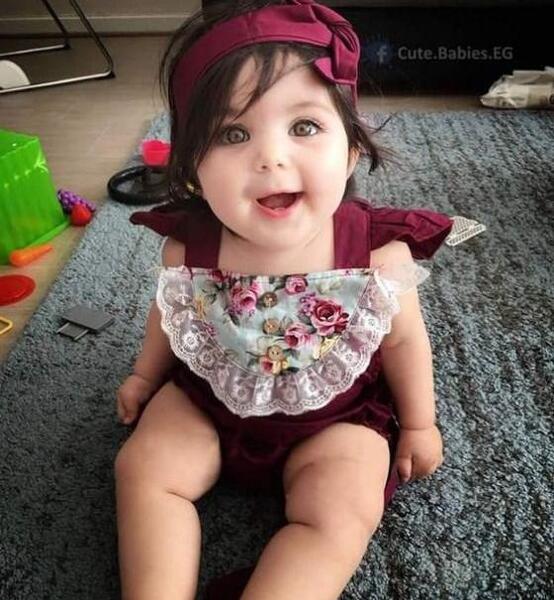 عکس دختر بچه زیبا چشم مشکی