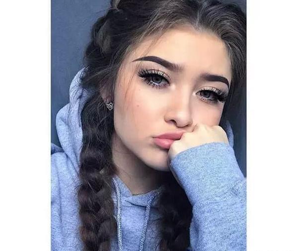 عکس دختر با ژست قشنگ